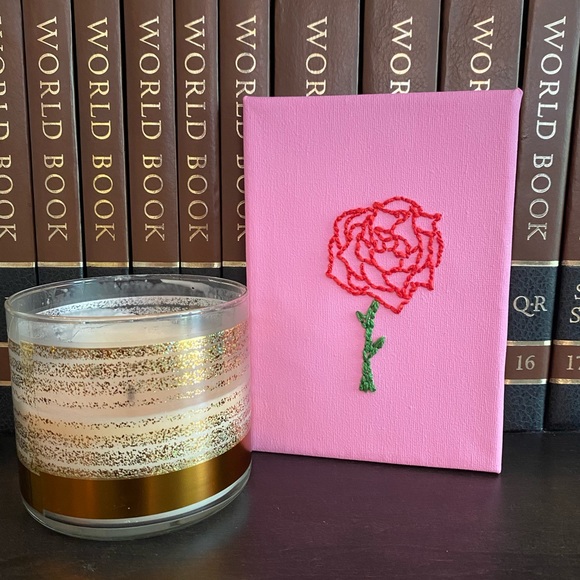 Embroidery Rose Canvas - Picture 3 of 4